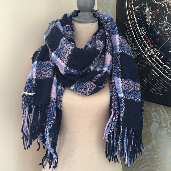 aerie Accessories - Comfiest Aerie Scarf Ever!